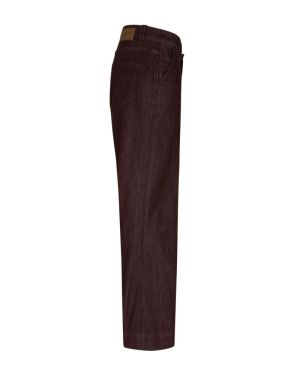 Conny Burgundy